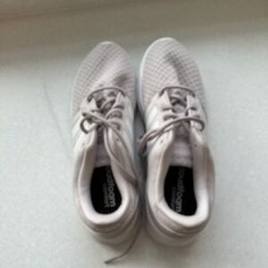 adidas Women's Light Pink Sneakers